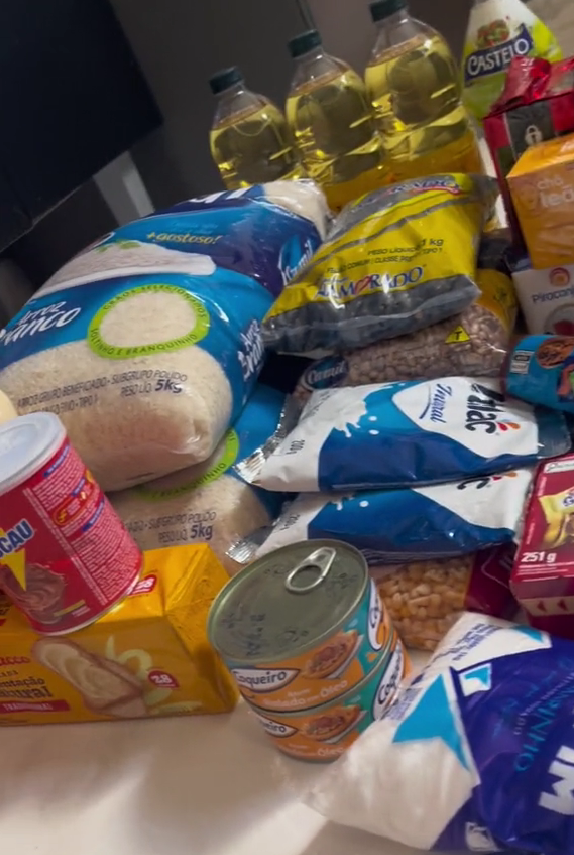 Promoção CVS  2 Cesta Básica Custo Beneficio Alimentação + Produtos de Higiene